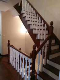 別墅和複式房子的業主不知道怎麼選樓梯的可以收藏啦！