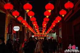 【新春走基層】張燈結綵中國紅 中軸線上年味兒濃