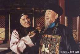 兩個“內鬼”將中國情報賣給一大國，皇帝大加賞賜，兩人得以善終