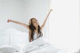 抓住早起睡前黃金時間，做到“兩不要”、“兩不宜”，身體更健康