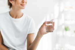 一喝水就尿多，代表腎臟好還是不好？多半是與這4個因素有關
